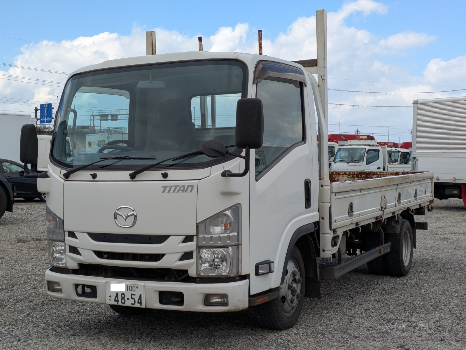 マツダ タイタン TRG-LLR85AR(2WD)の写真1