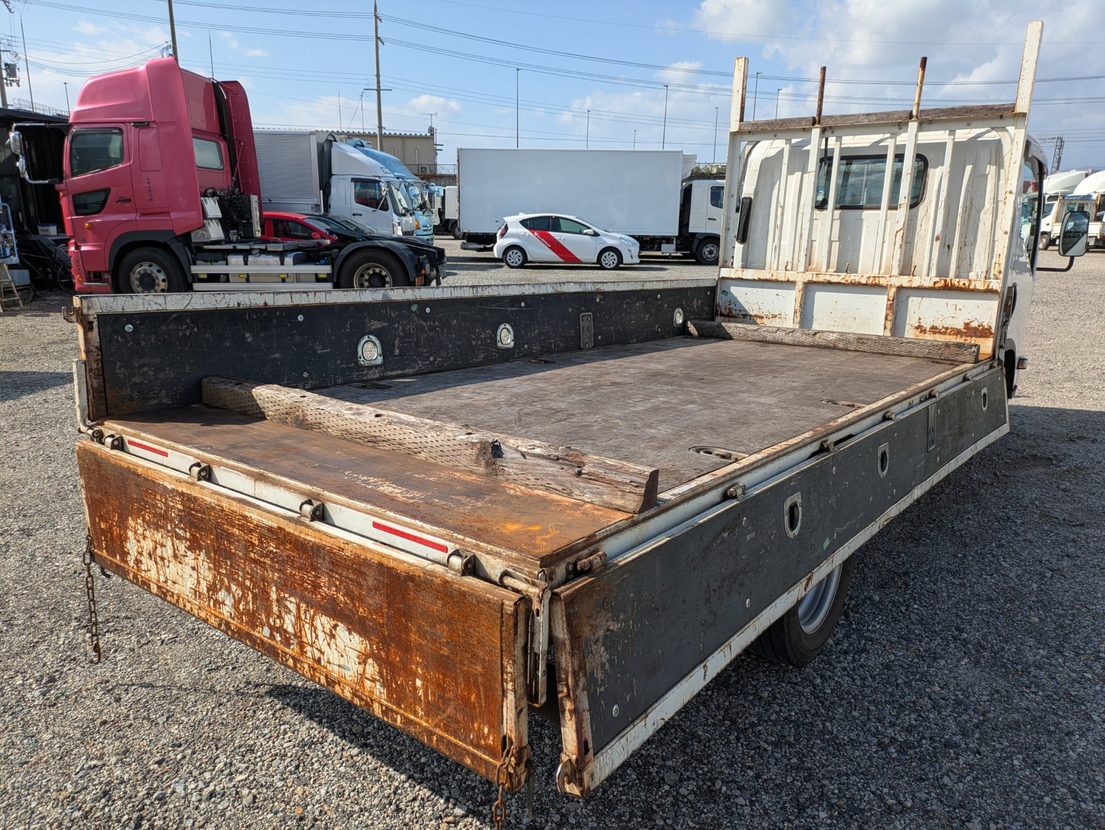 マツダ タイタン TRG-LLR85AR(2WD)の写真16