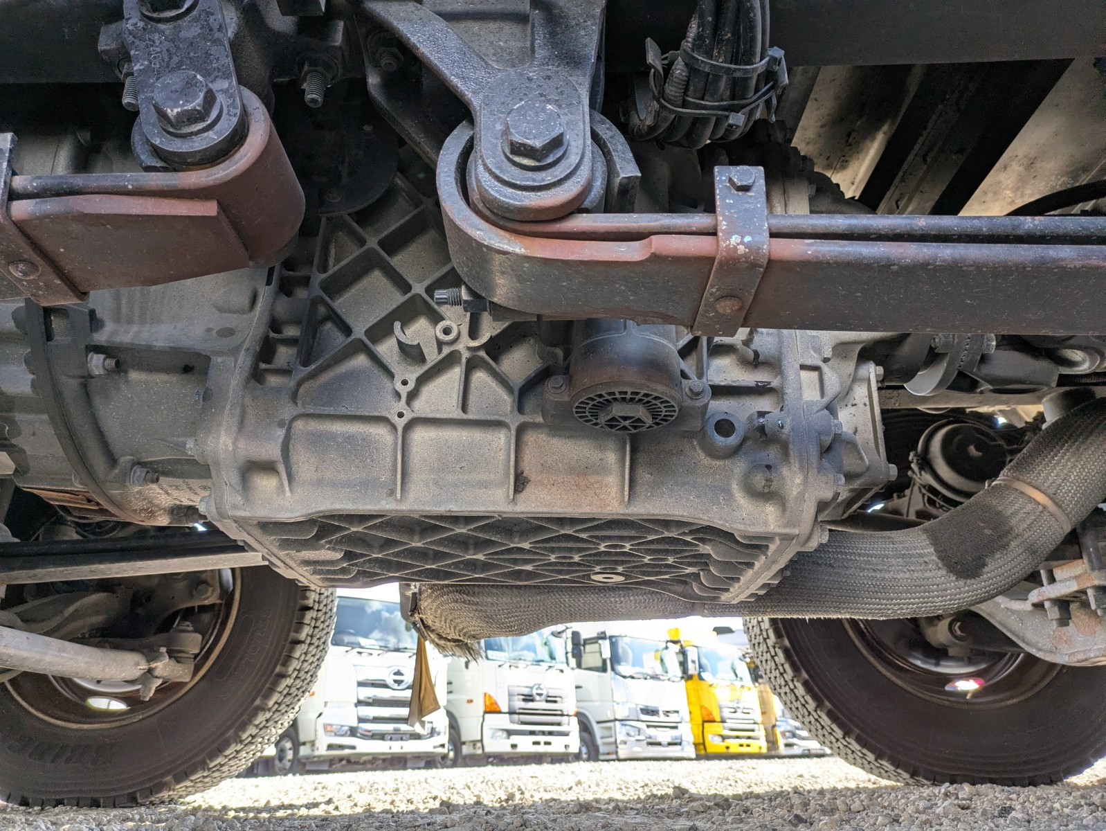 ＵＤ クオン 2PG-CG5CA(8x4)の写真26