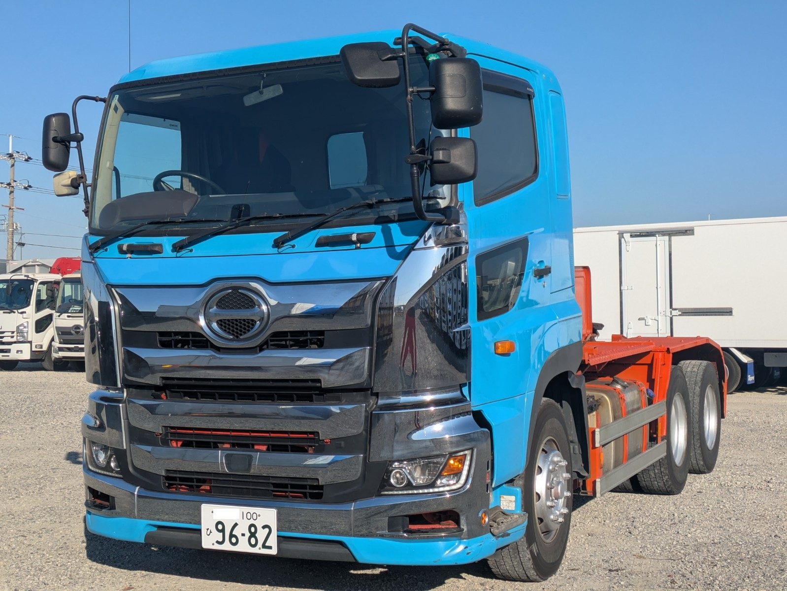 HINO PROFIA SS 6x4 トラクター & トレーラー セット 完成品 :: 車 & バイク :: 日野プロフィアSS 6x4 セミトラクター