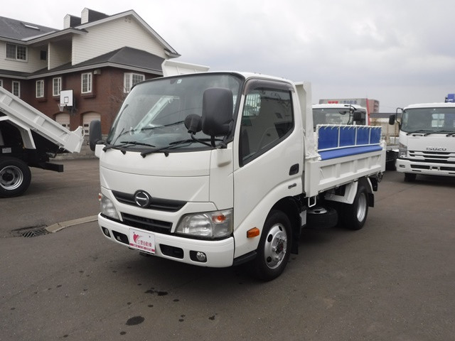 日野 デュトロ SKG-XZU675T(4WD)｜中古トラックなら【トラック市】