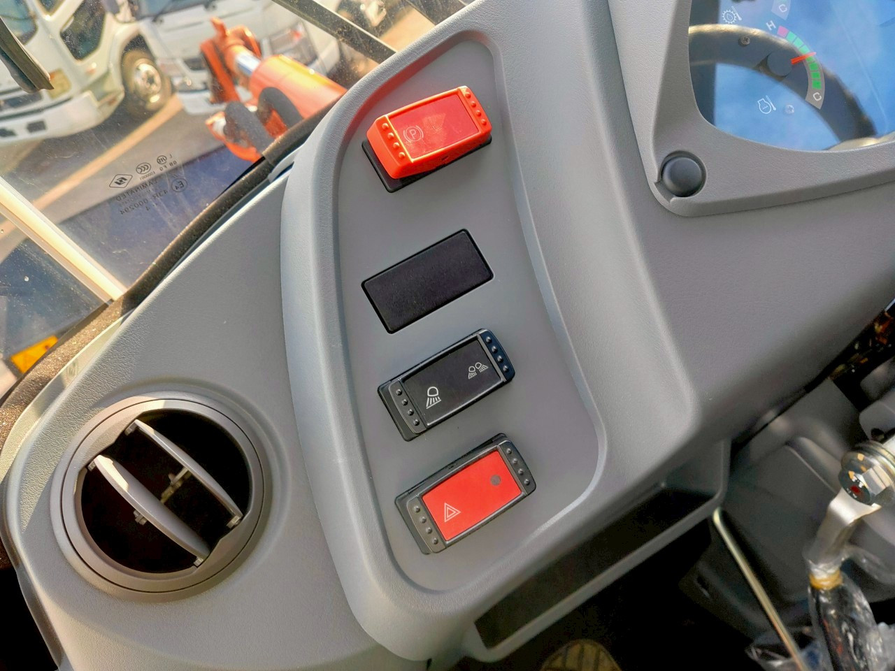 日立 ホイールローダ YDP-H88の写真46