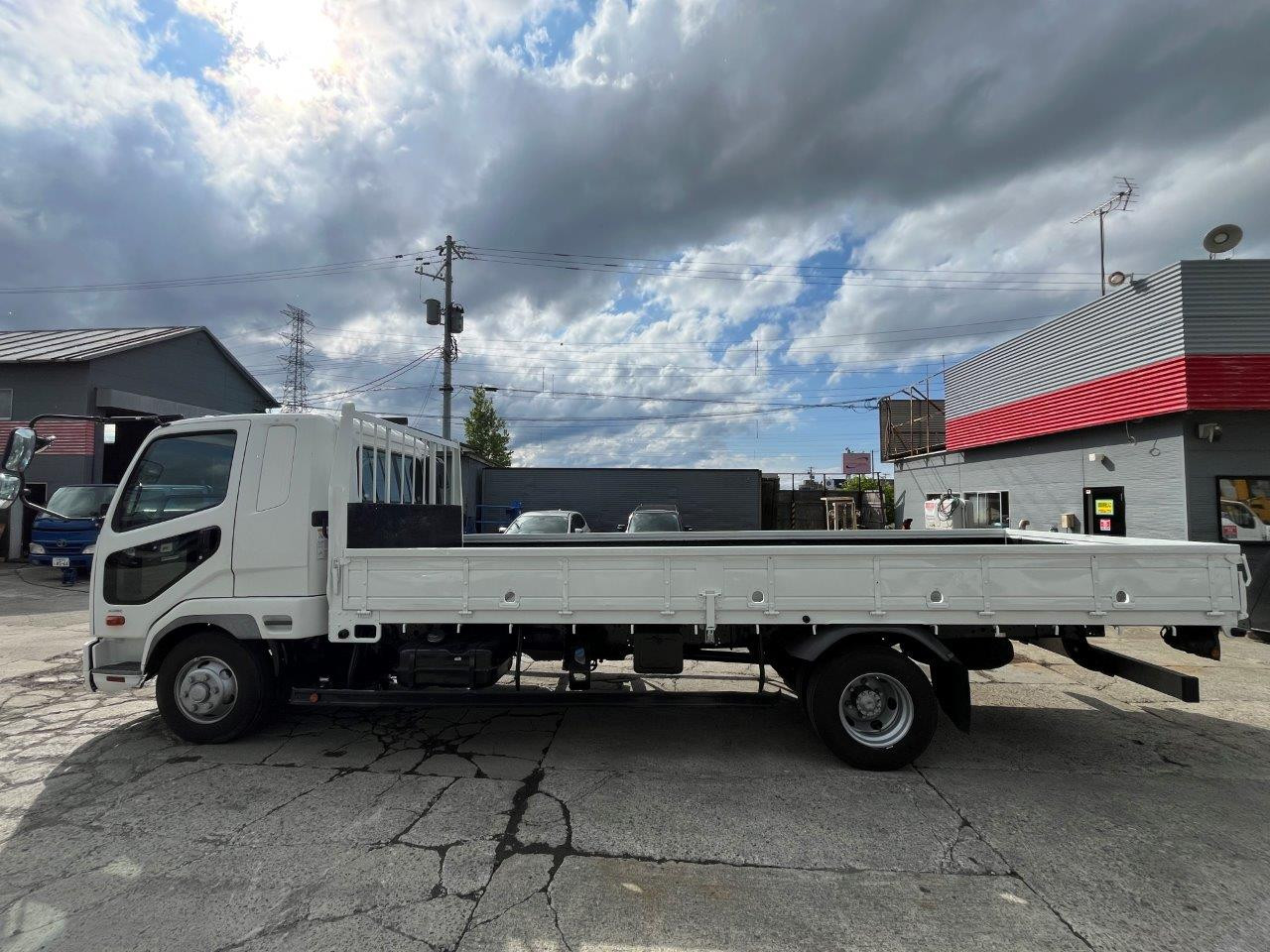 三菱 ファイター TKG-FK61F(2WD)の写真5