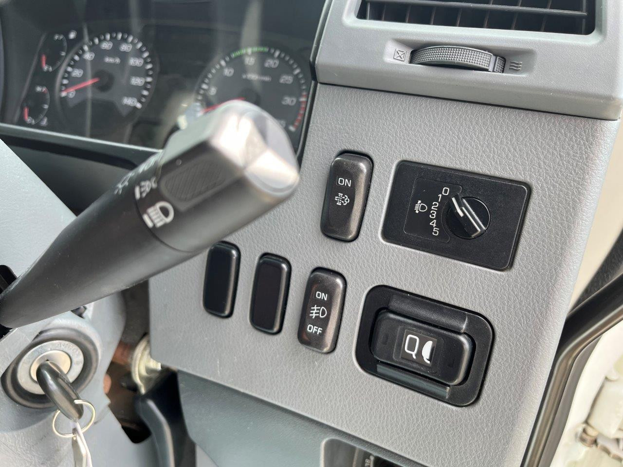 三菱 ファイター TKG-FK61F(2WD)の写真35