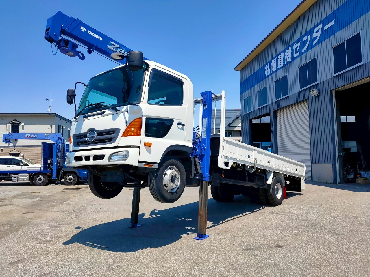 日野 レンジャー BKG-FC7JKYAの写真1