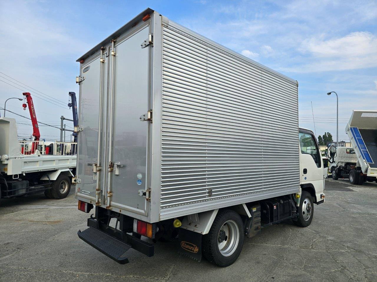 いすゞ エルフ TKG-NHS85AN(4WD)の写真8