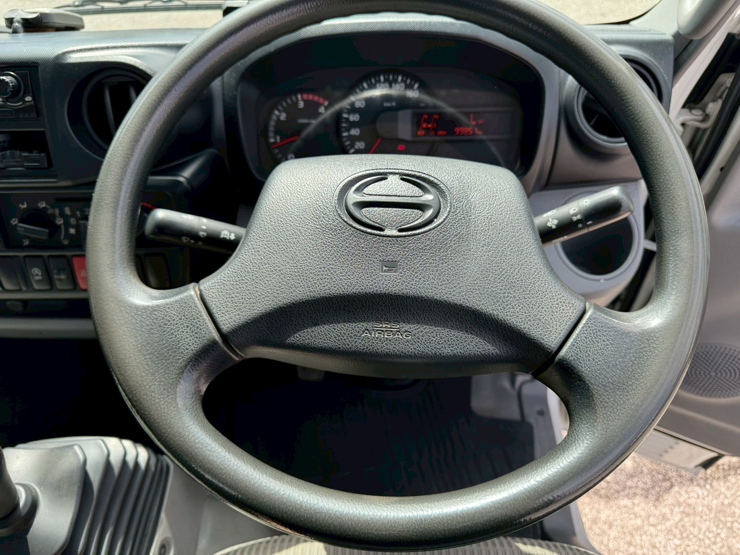 日野 デュトロ SKG-XZU650M(2WD)の写真38