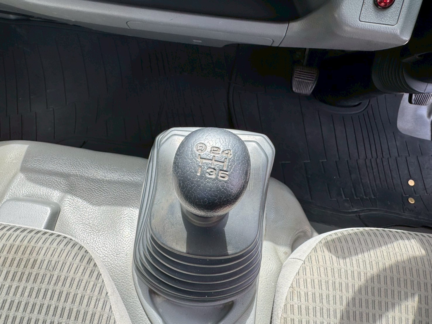 日野 デュトロ SKG-XZU650M(2WD)の写真41