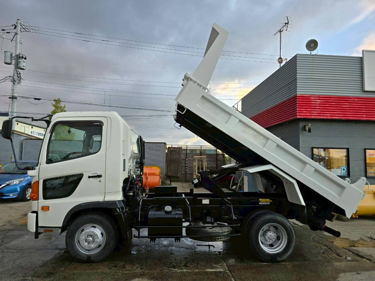 日野 レンジャー TKG-FC9JCAA(2WD)の写真5