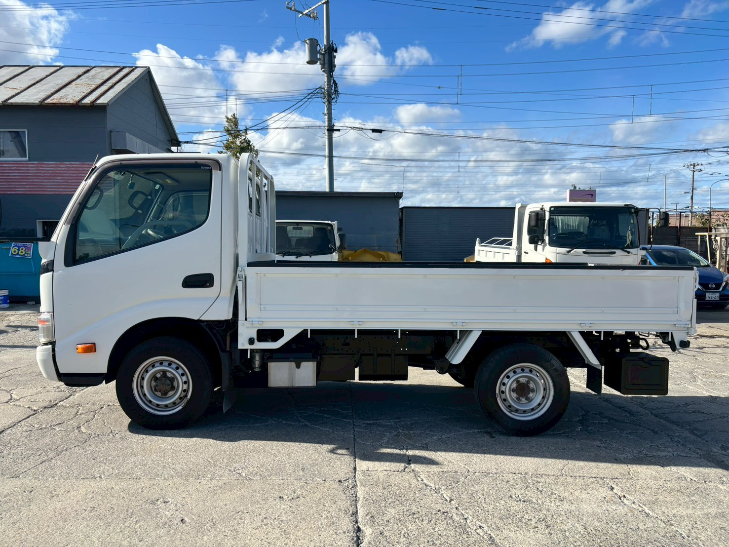 トヨタ ダイナ LDF-KDY281の写真2