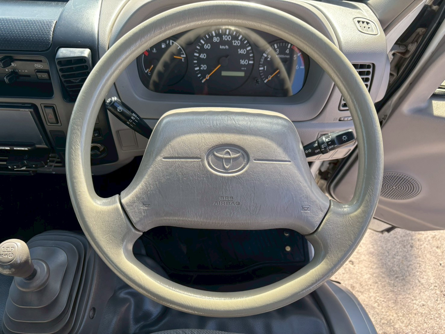 トヨタ ダイナ LDF-KDY281の写真35