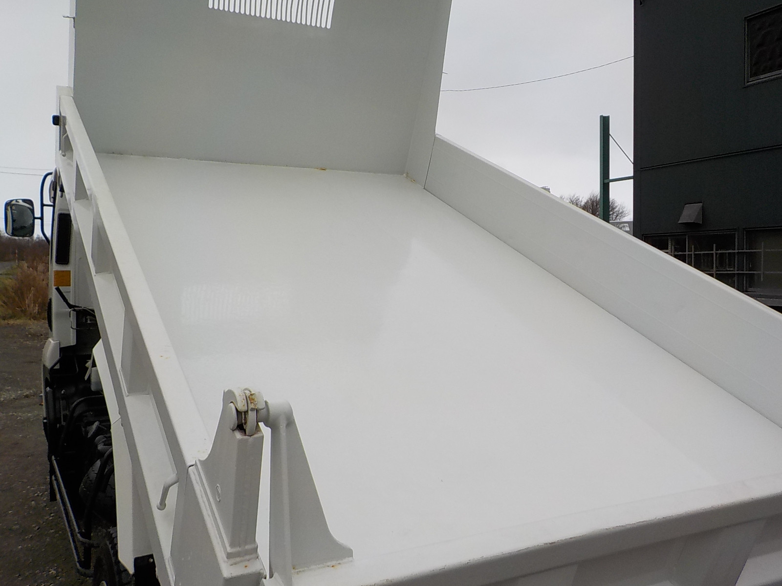 いすゞ フォワード TKG-FRR90S2(2WD)の写真11