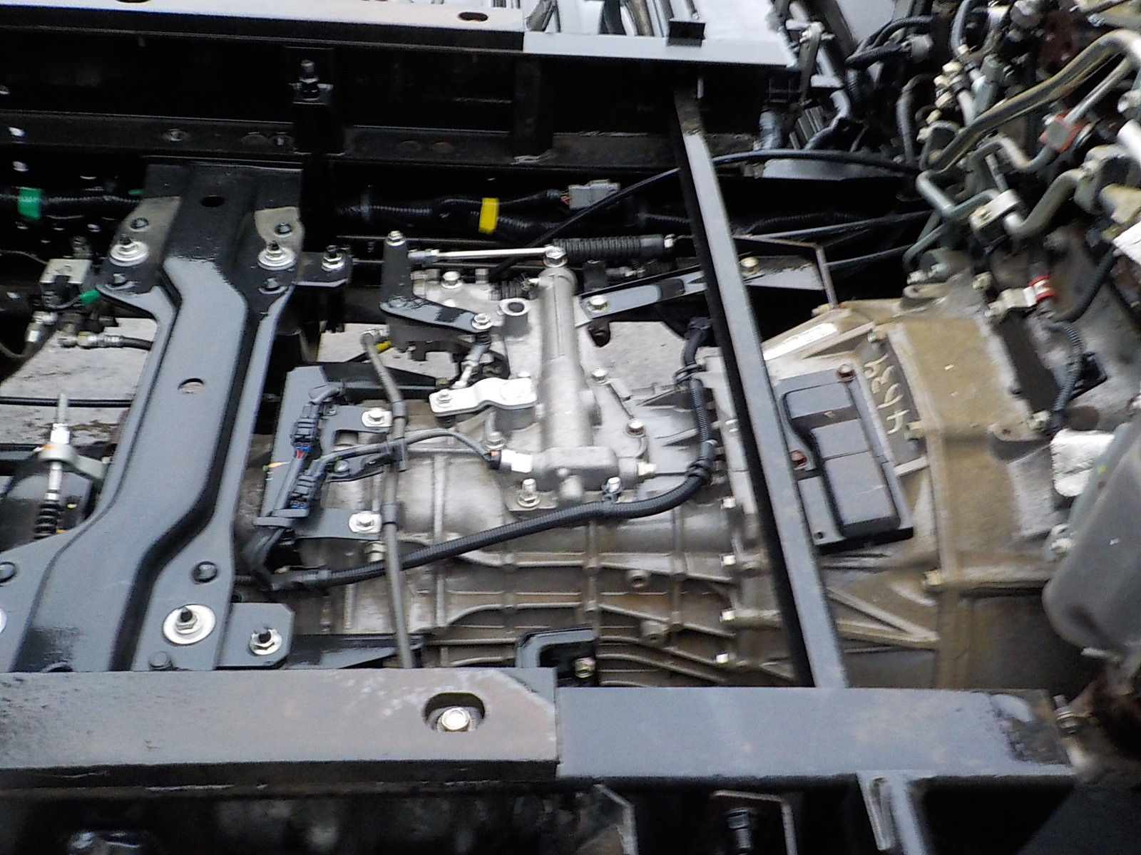 いすゞ フォワード TKG-FRR90S2(2WD)の写真21