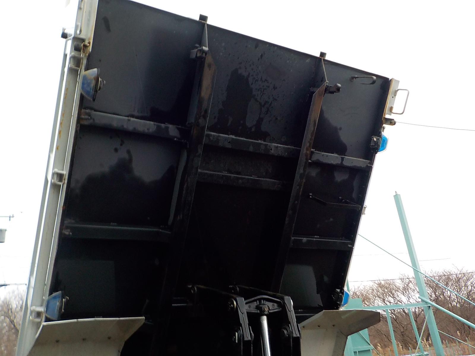 いすゞ フォワード TKG-FRR90S2(2WD)の写真30