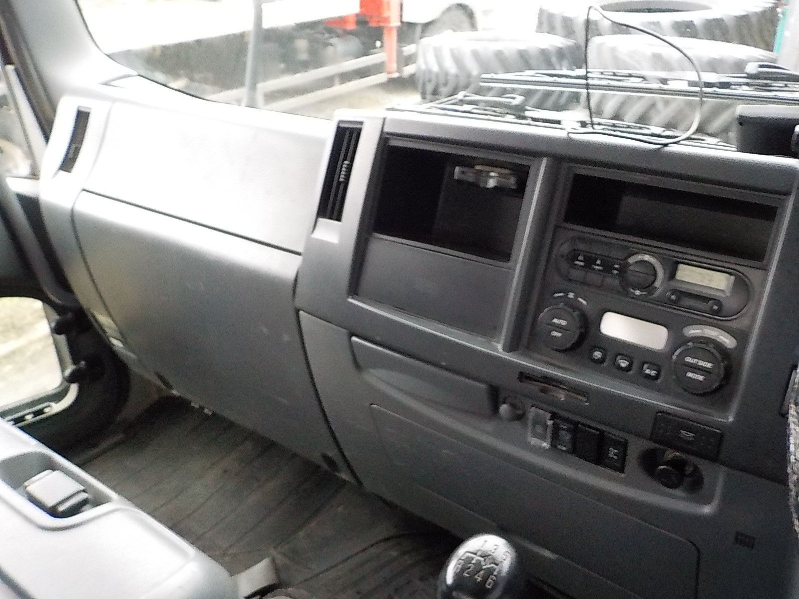 いすゞ フォワード TKG-FRR90S2(2WD)の写真36