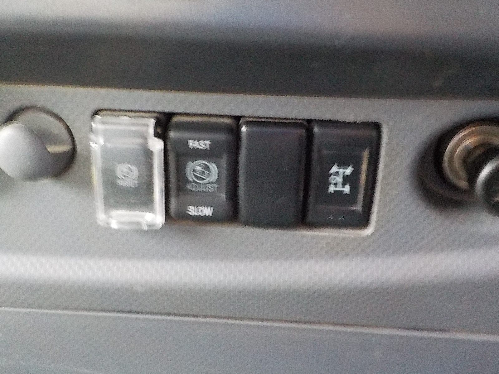 いすゞ フォワード TKG-FRR90S2(2WD)の写真39