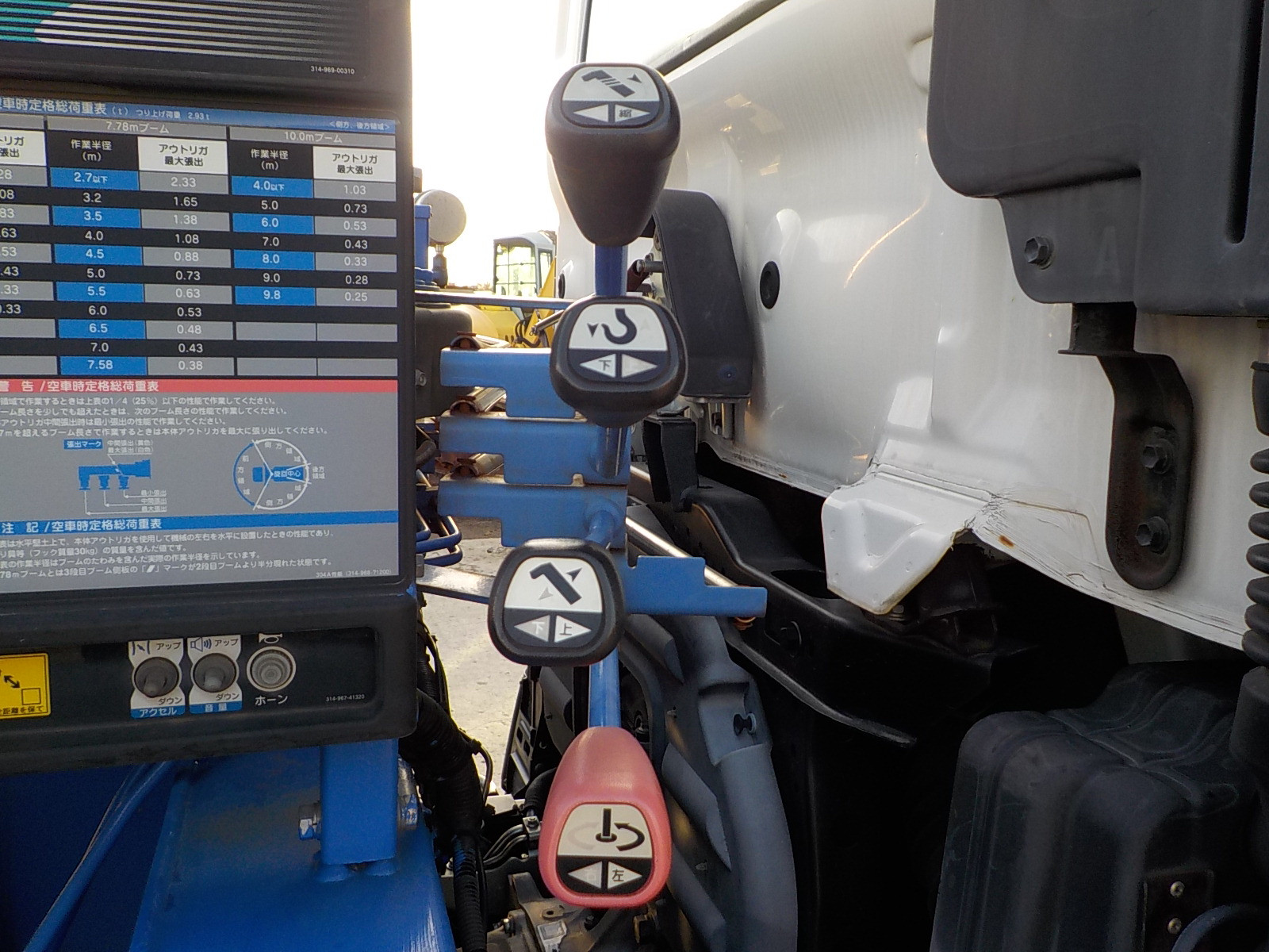 日野 レンジャー BKG-FC7JKYA(2WD)の写真14