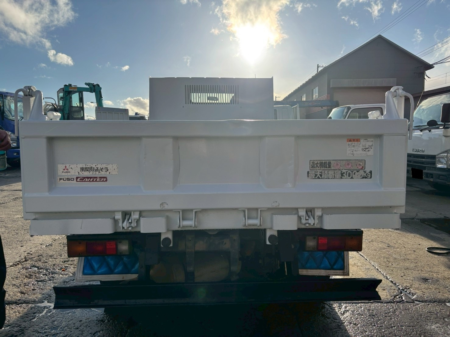 三菱 キャンター TPG-FBA60(2WD)の写真10