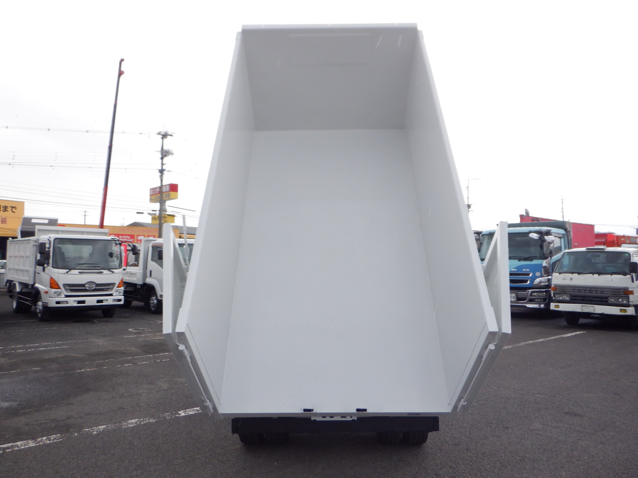 マツダ タイタン TPG-LJR85AD(2WD)の写真3