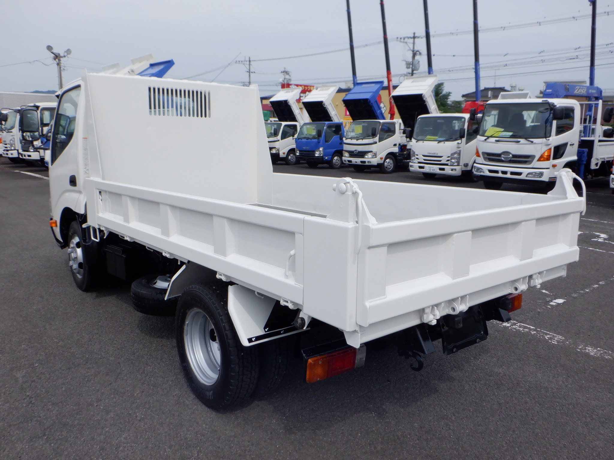 日野 デュトロ TKG-XZC610T(2WD)の写真6