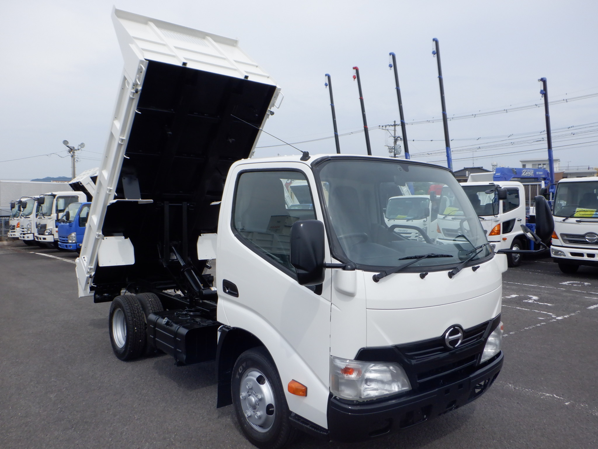 日野 デュトロ TKG-XZC610T(2WD)の写真18