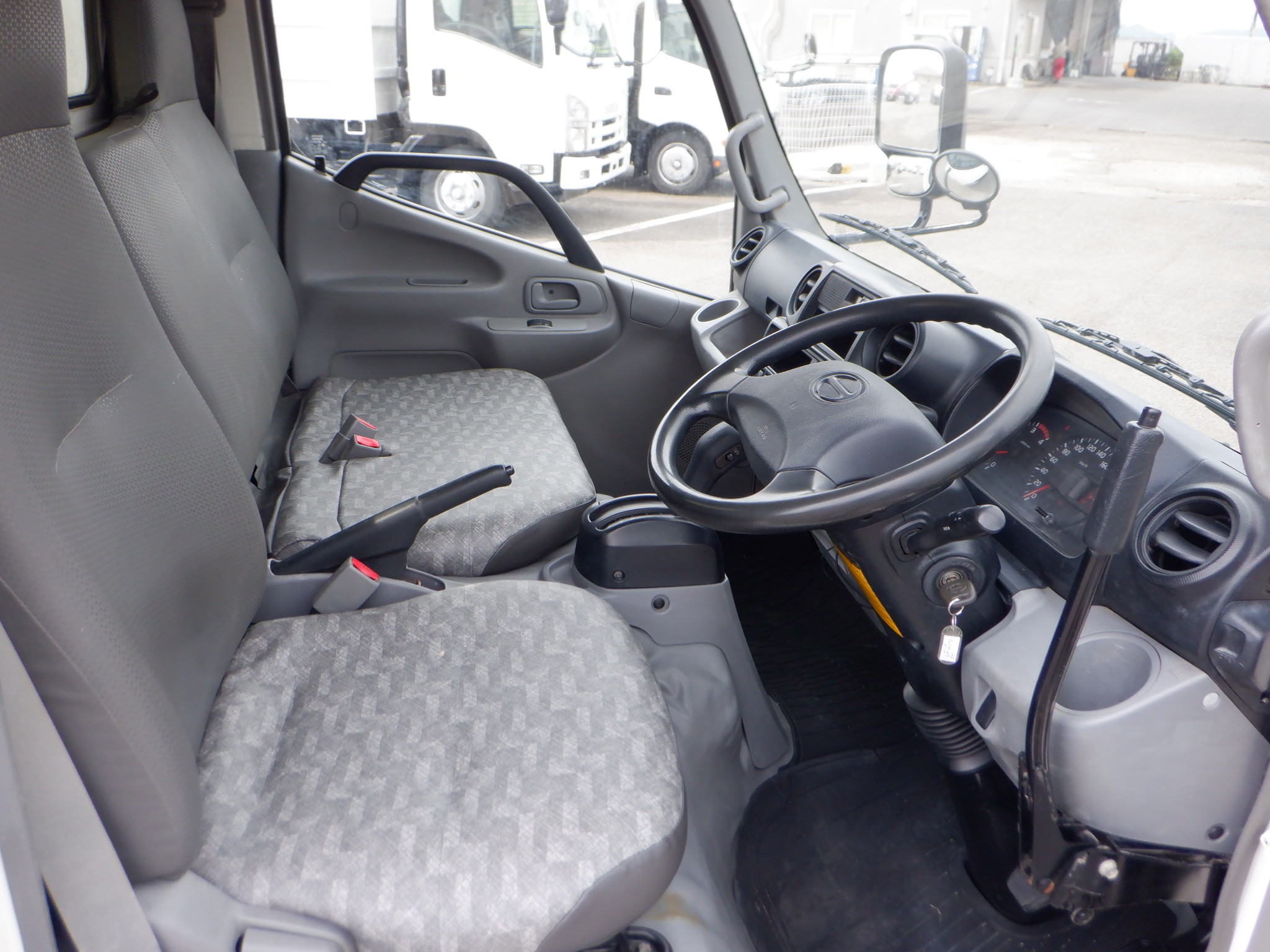 日野 デュトロ TKG-XZC610T(2WD)の写真39