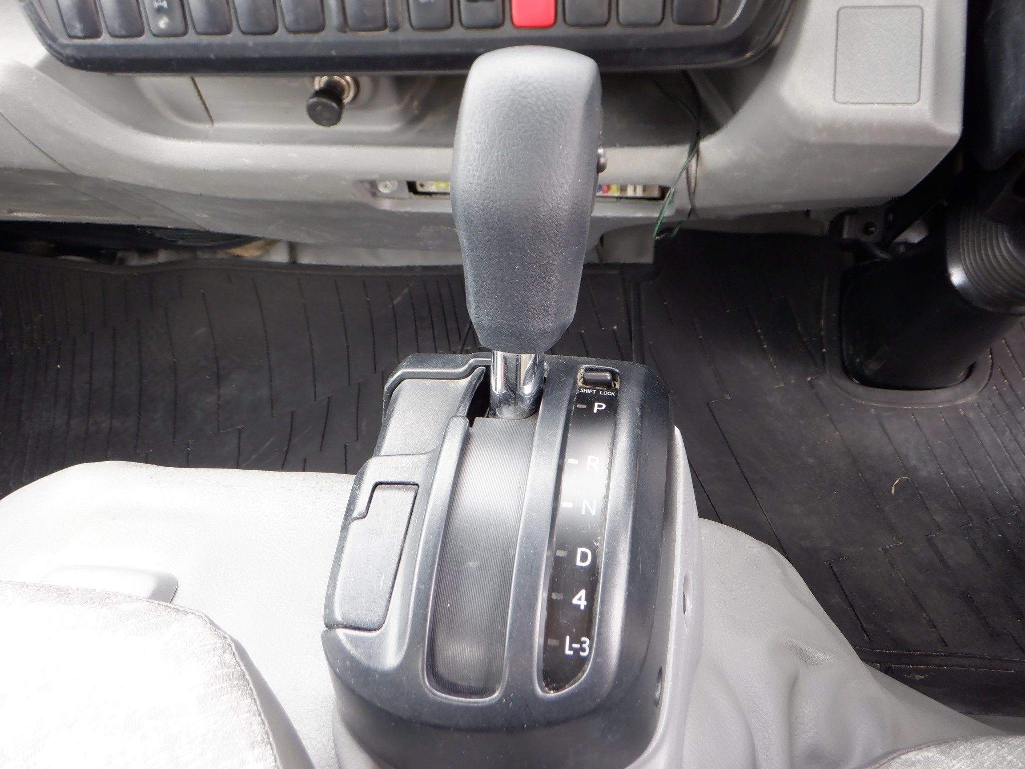 日野 デュトロ TKG-XZC610T(2WD)の写真46