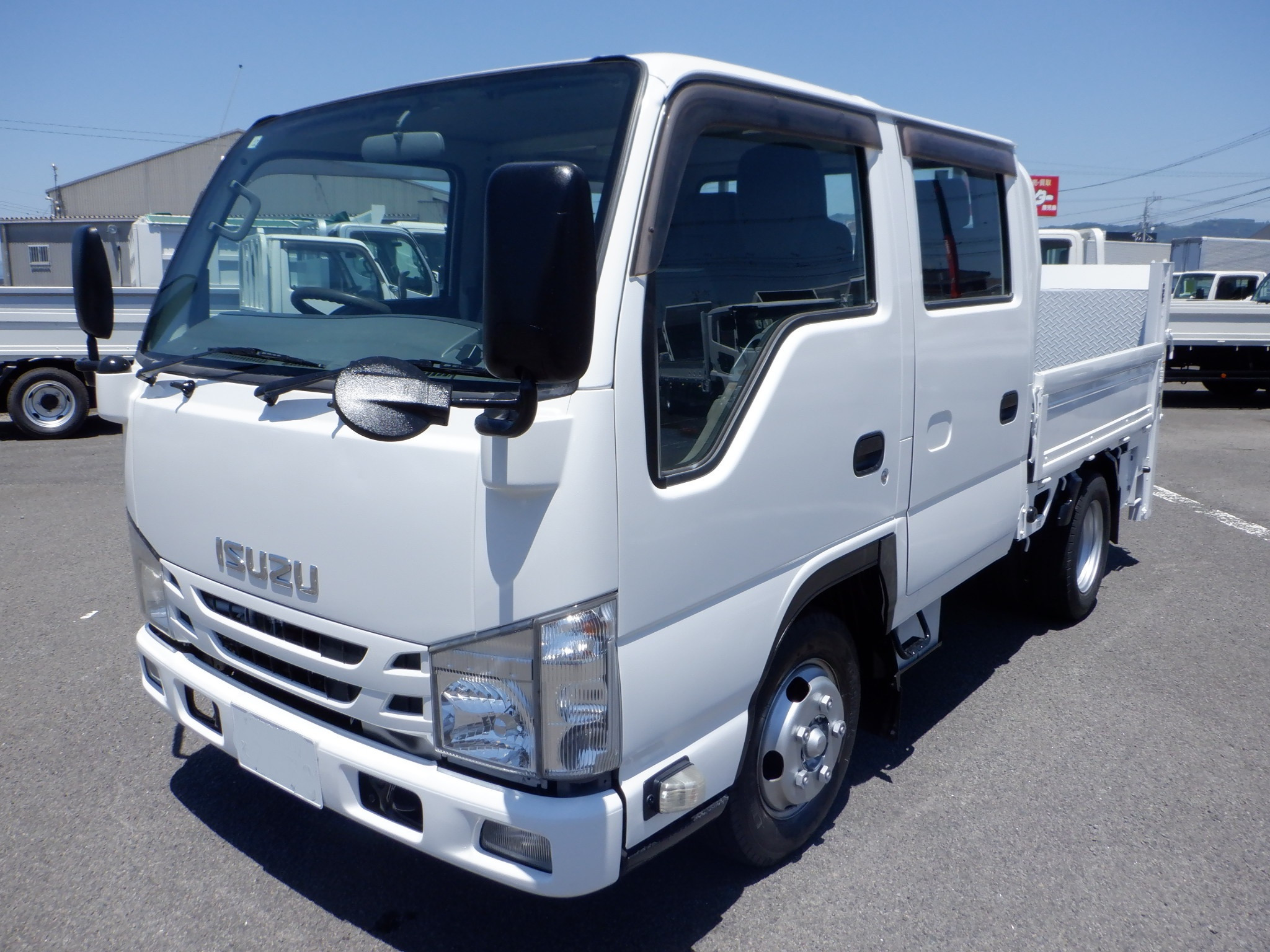 いすゞ エルフ TPG-NJR85A(2WD)の写真1