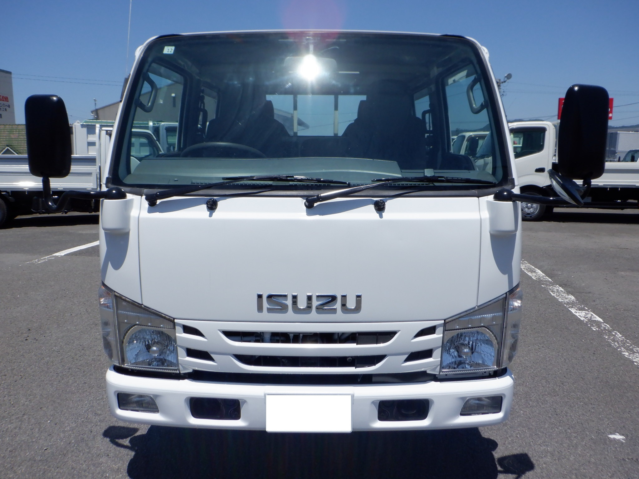 いすゞ エルフ TPG-NJR85A(2WD)の写真4