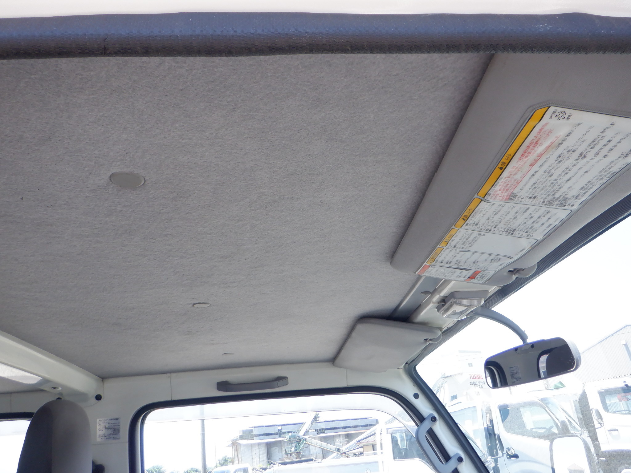 いすゞ エルフ TPG-NJR85A(2WD)の写真27