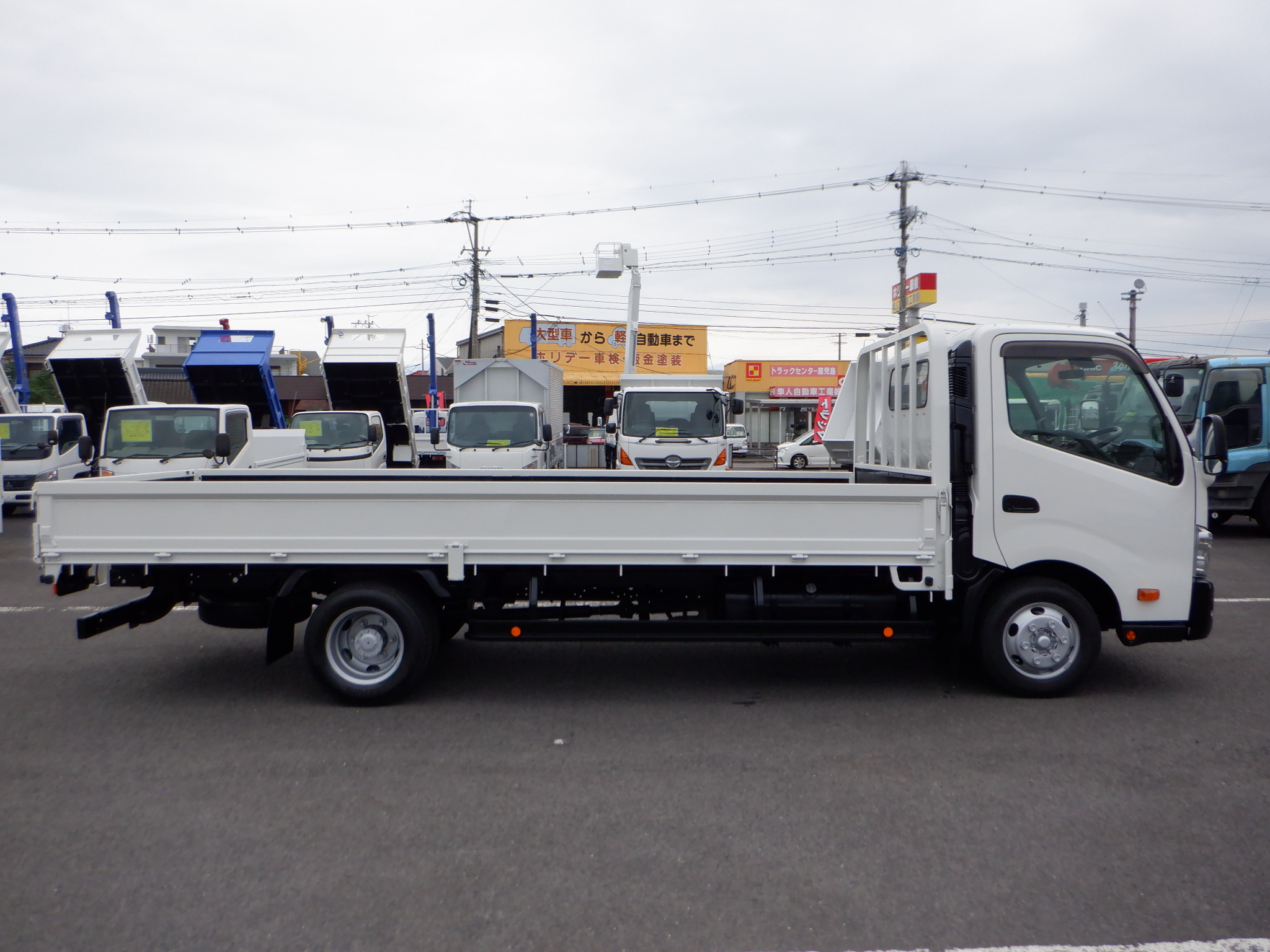 トヨタ ダイナ TPG-XZU722(2WD)の写真12