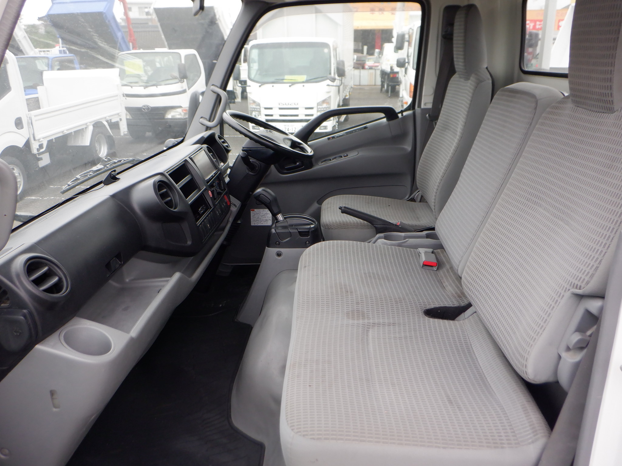 トヨタ ダイナ TPG-XZU722(2WD)の写真31