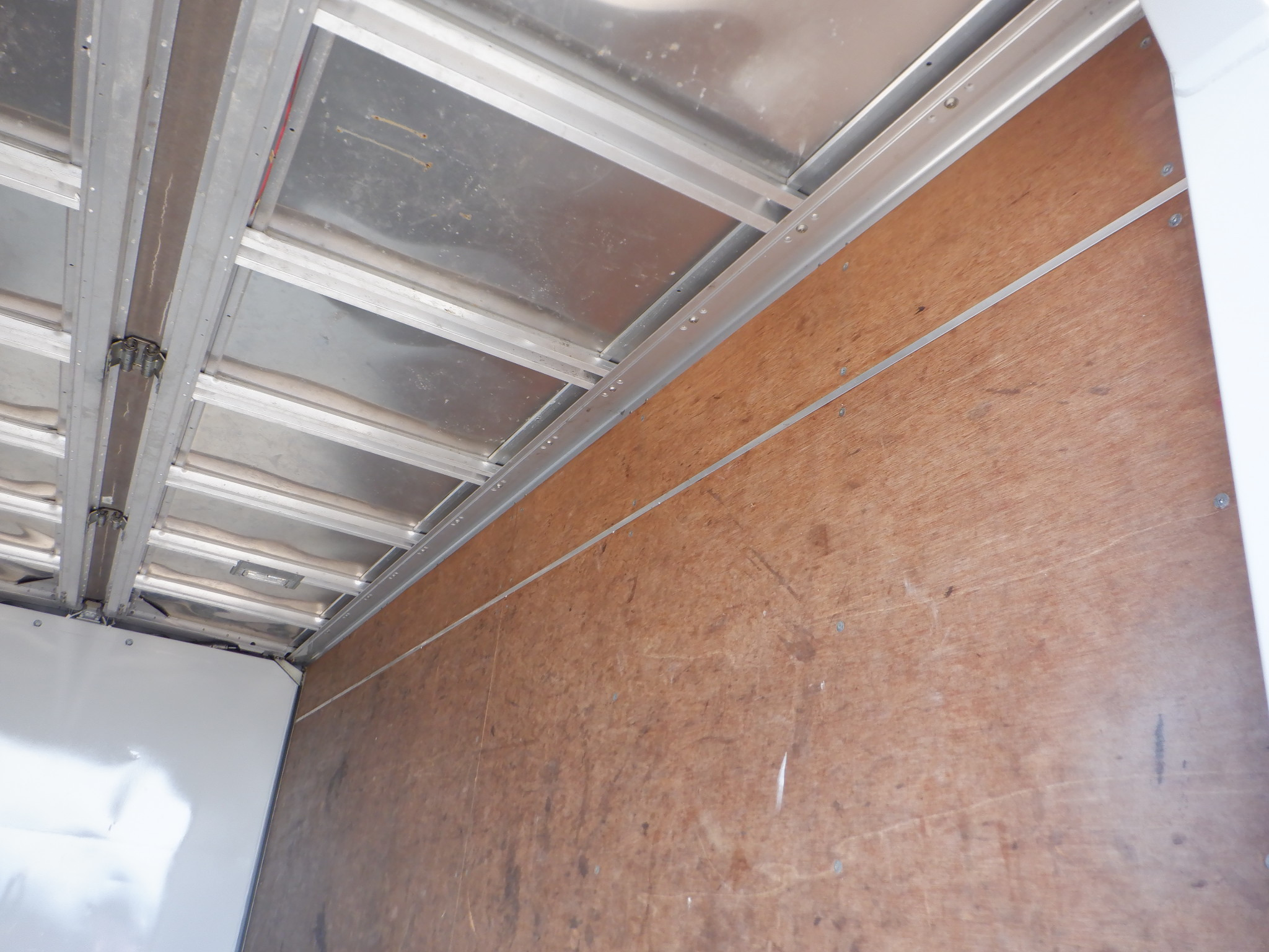 いすゞ エルフ TKG-NMR85N(2WD)の写真14