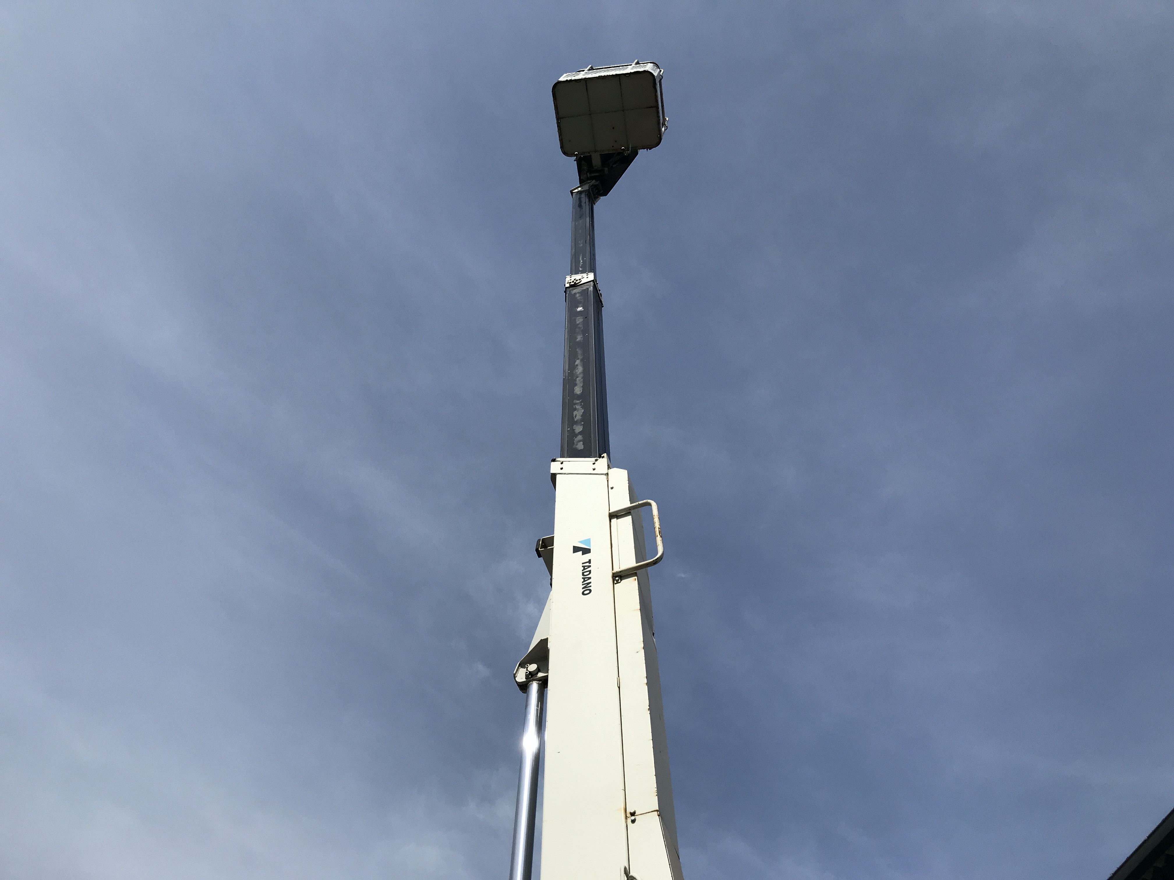 いすゞ エルフ TKG-NKR85ANの写真24