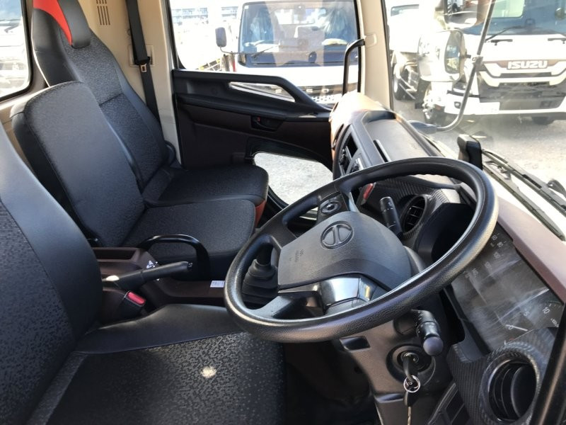 日野 レンジャー 2KG-FC2ABAの写真7