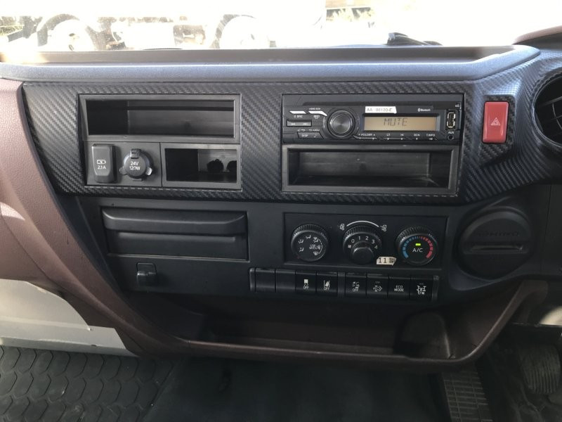 日野 レンジャー 2KG-FC2ABAの写真9