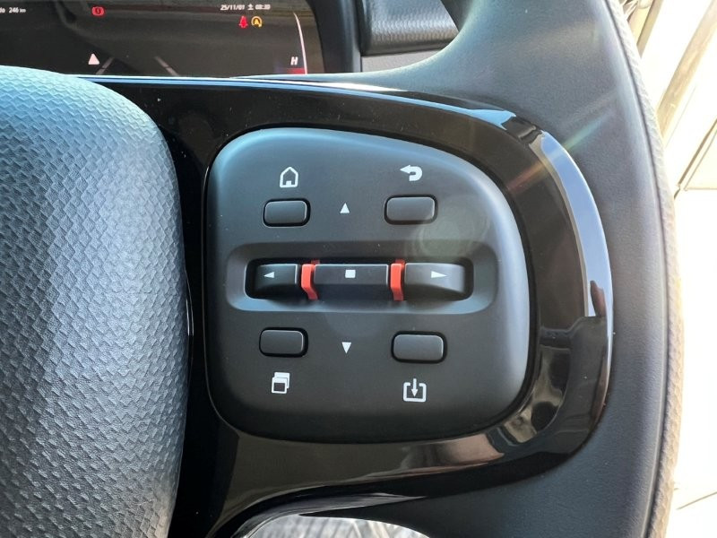 三菱 キャンター 2RG-FBA20(2WD)の写真10