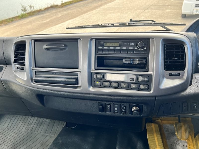 日野 レンジャー TKG-FC9JEAAの写真11