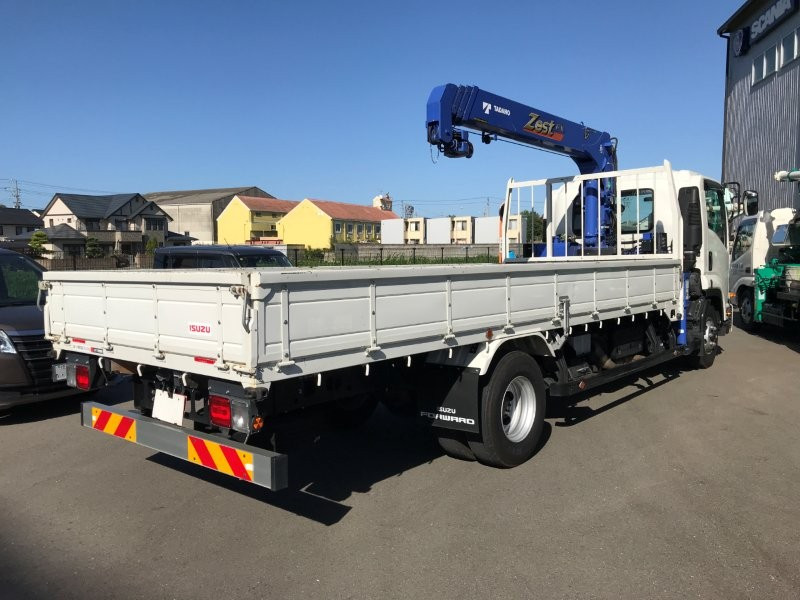 いすゞ フォワード 2PG-FRR90S2の写真4