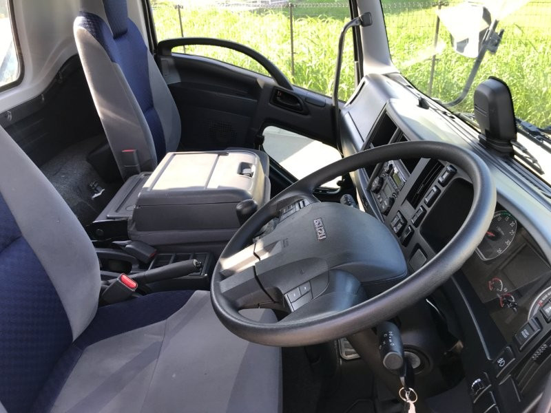 いすゞ フォワード 2PG-FRR90S2の写真5