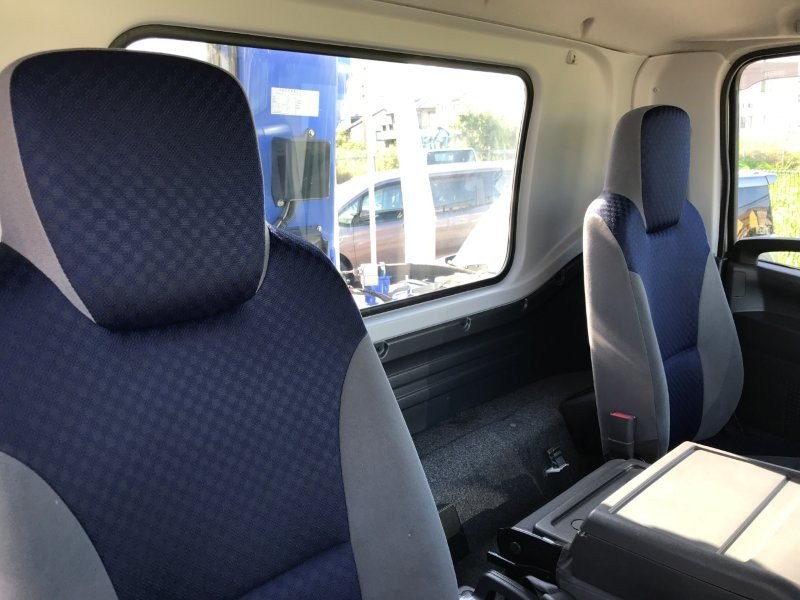 いすゞ フォワード 2PG-FRR90S2の写真6