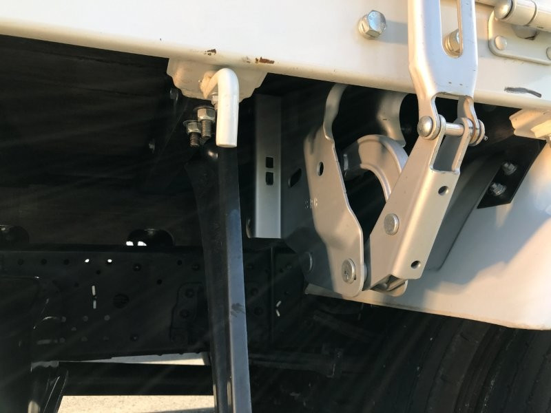 いすゞ フォワード 2PG-FRR90S2の写真24