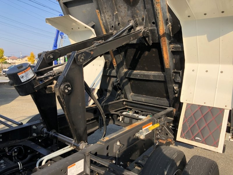 いすゞ フォワード 2RG-FRR90S1の写真41