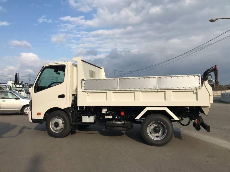 日野 デュトロ 2KG-XZU700Xの写真5