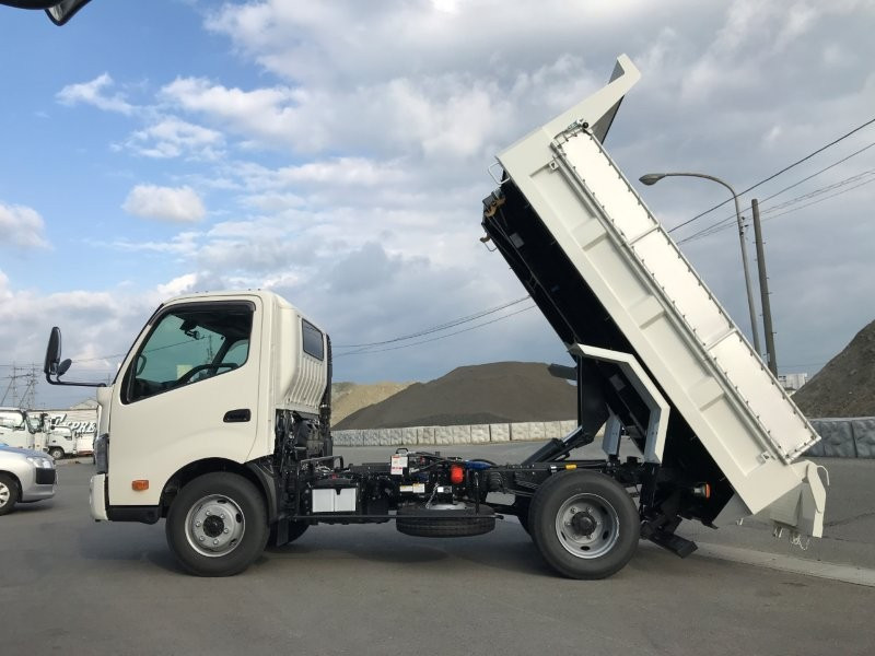 日野 デュトロ 2KG-XZU700Xの写真6