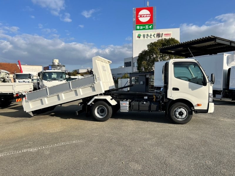 日野 デュトロ 2KG-XZU700Xの写真8