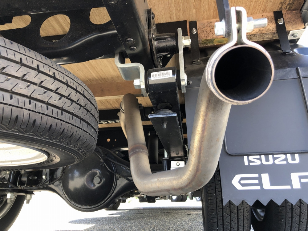 いすゞ エルフ 3DF-NHR87AF(2WD)の写真35