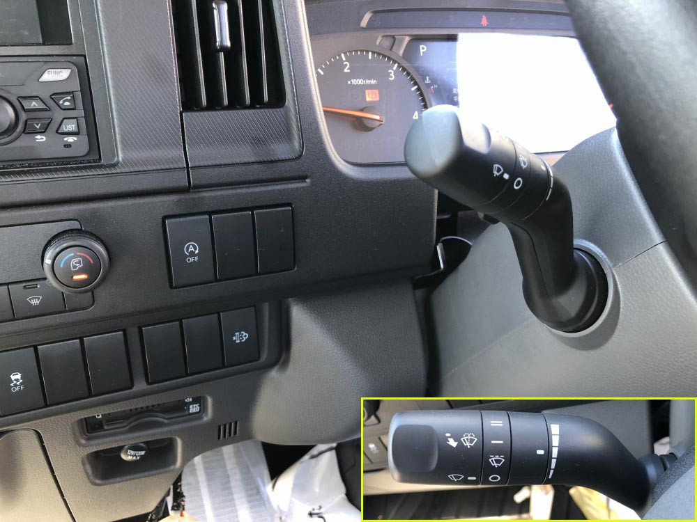 いすゞ エルフ 3DF-NHR87AF(2WD)の写真39