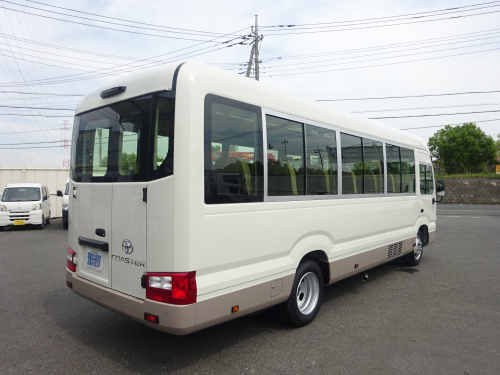 トヨタ コースター 2KG-GDB70(2WD)の写真2