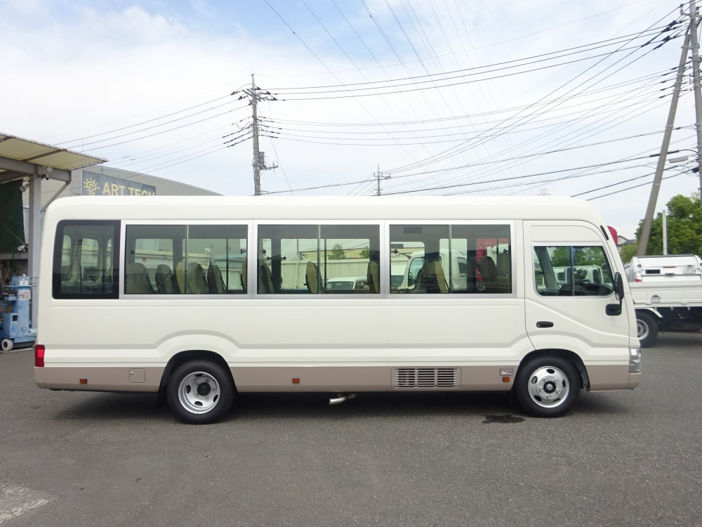 トヨタ コースター 2KG-GDB70(2WD)の写真7